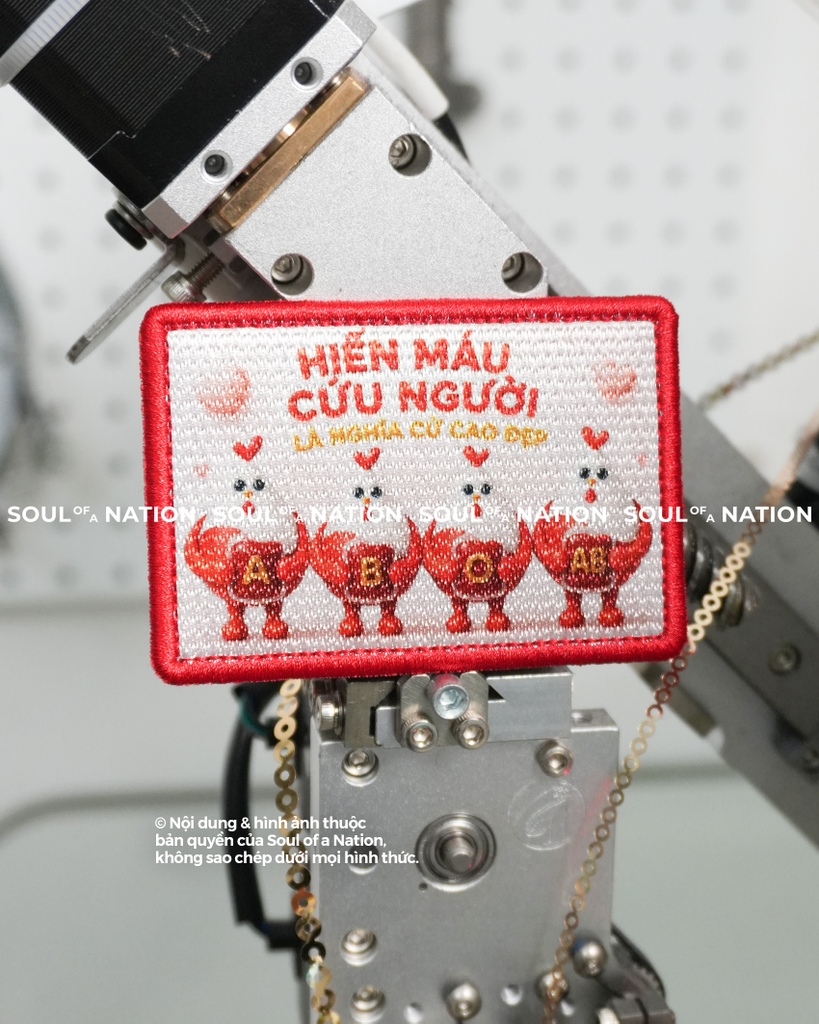 Patch thêu nhuộm màu chỉ hình chữ nhật Hiến Máu Cứu Người theo yêu cầu