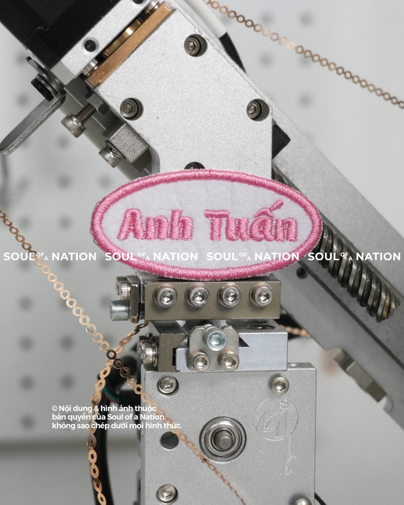 Patch thêu ôm viền Tên Anh Tuấn, Gia Linh theo yêu cầu