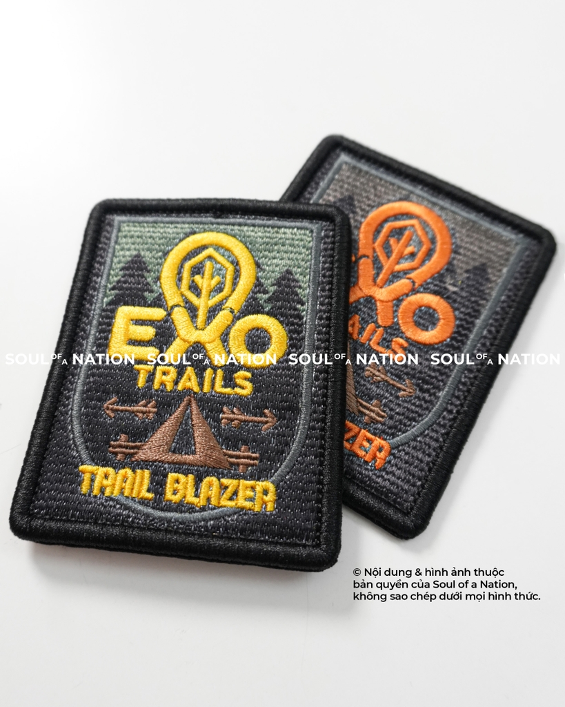 Móc khoá in kết hợp thêu hình chữ nhật EXO Trails theo yêu cầu