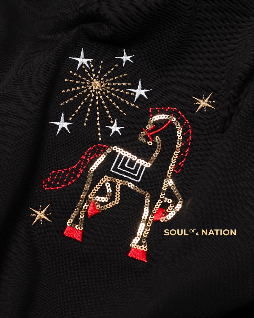 Áo Thun - Thêu Bính Ngọ Phồn Hoa