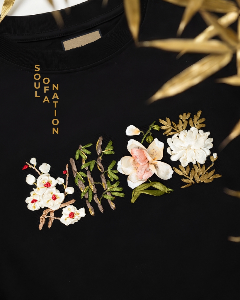 Áo Thun Thêu Ruy Băng Thủ Công - Mai Lan Cúc Trúc (Tứ Quý)