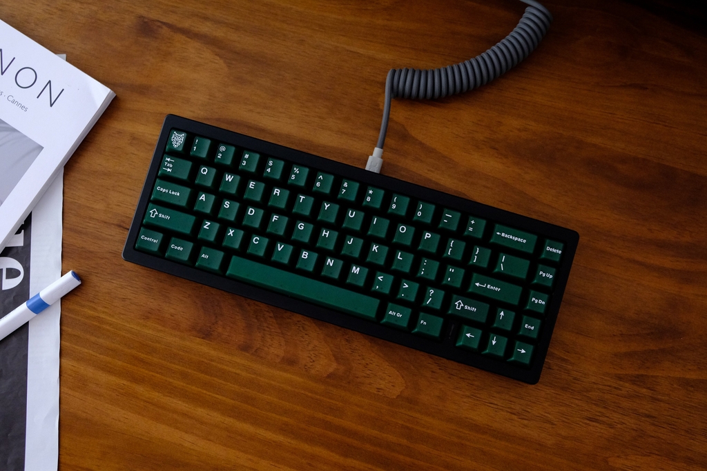 Bộ keycap Aifei Emerald Green Semi-transparent (Cherry Profile / ABS Double-shot)