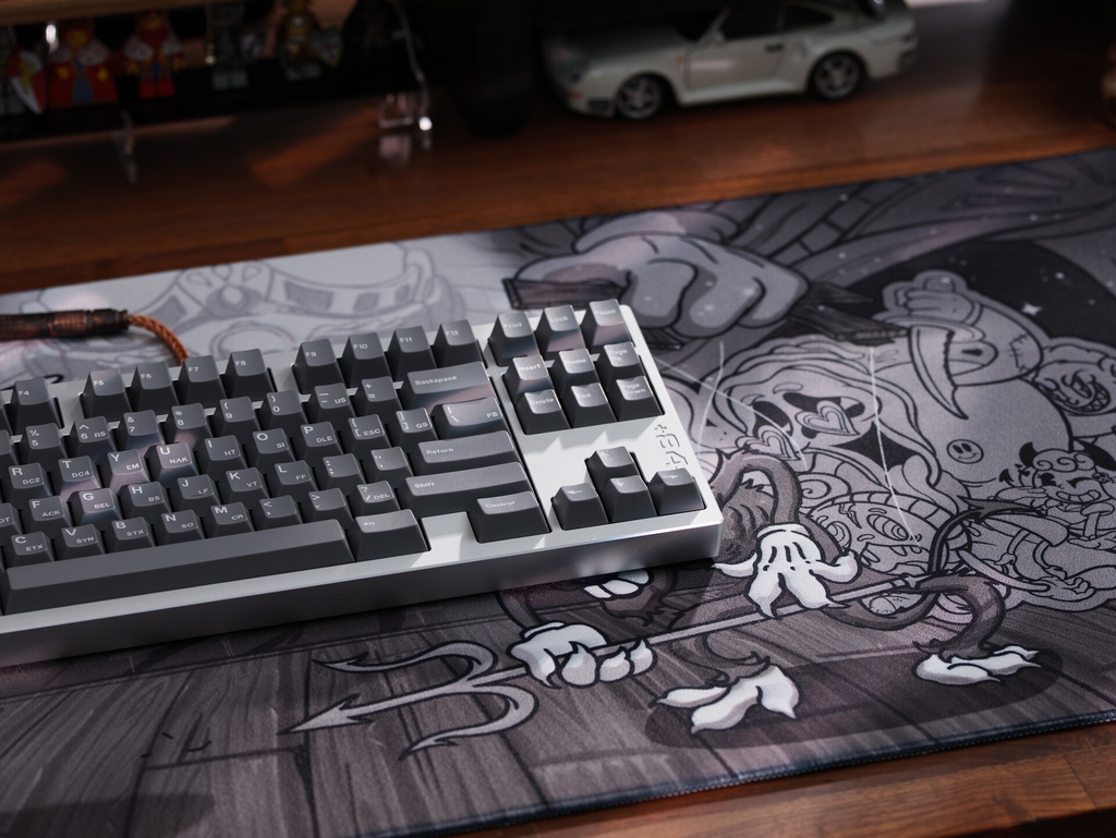 [Pre-order] Child's Play Deskmat