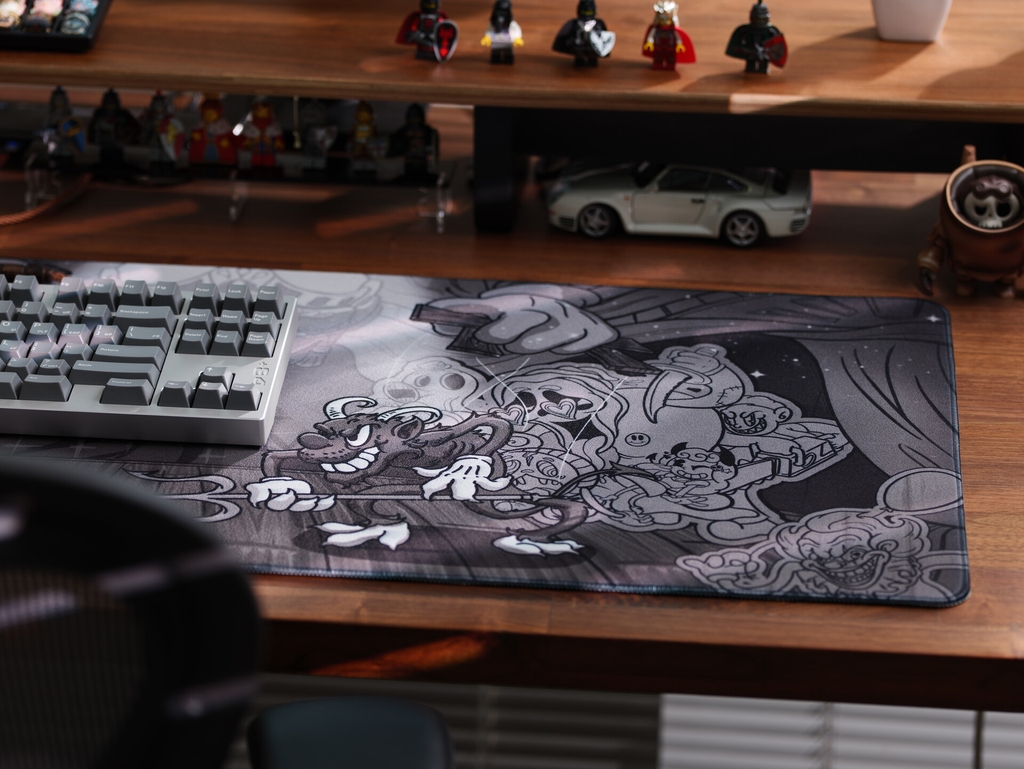 [Pre-order] Child's Play Deskmat