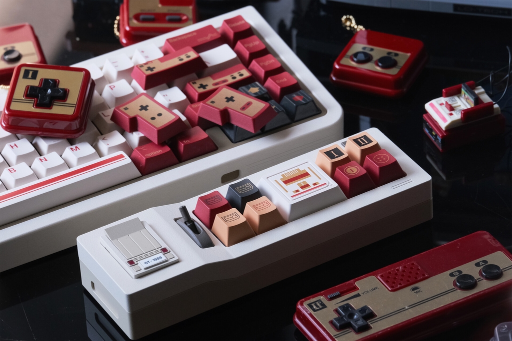 Bộ keycap 80Retros FC1983 (Cherry profile / PBT Ink-Printing + ABS Double-Shot)