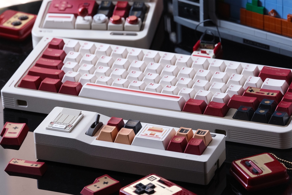 Bộ keycap 80Retros FC1983 (Cherry profile / PBT Ink-Printing + ABS Double-Shot)