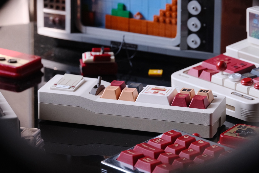 Bộ keycap 80Retros FC1983 (Cherry profile / PBT Ink-Printing + ABS Double-Shot)