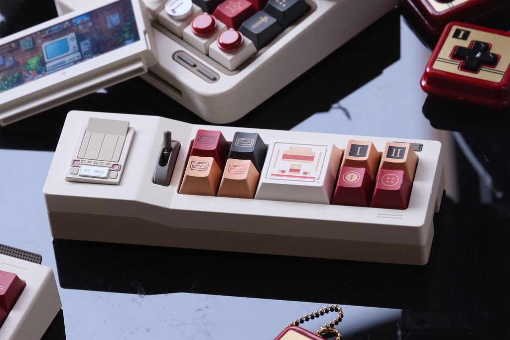 Bộ keycap 80Retros FC1983 (Cherry profile / PBT Ink-Printing + ABS Double-Shot)