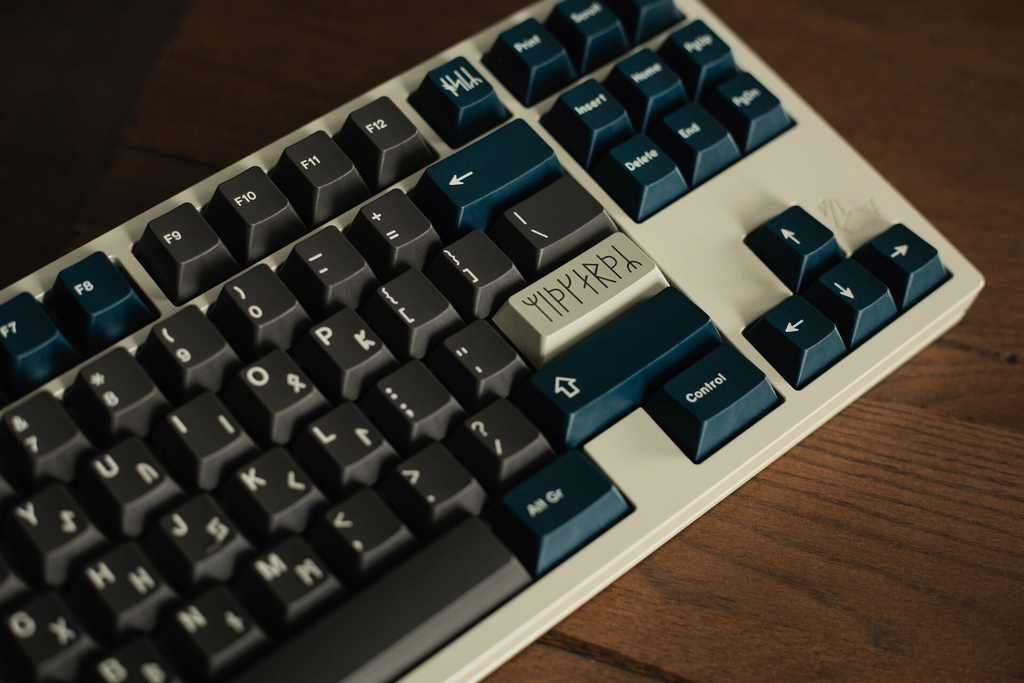 GMK Norse keycap set