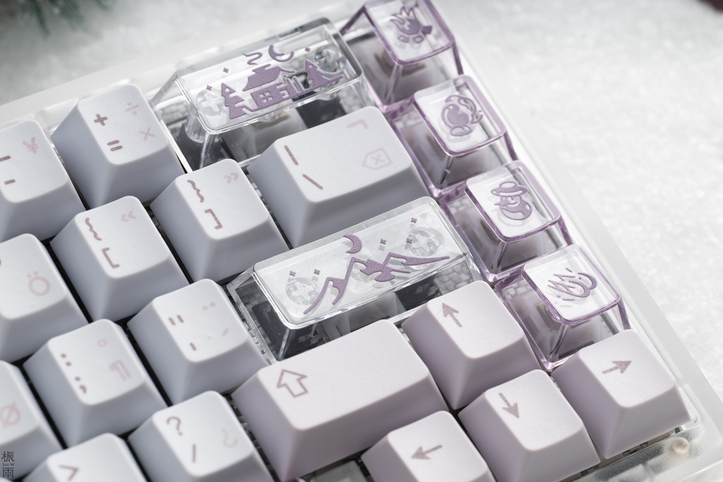 Bộ keycap GoMaster Winter Breath: Reborn (Cherry profile / PBT Dyesub)