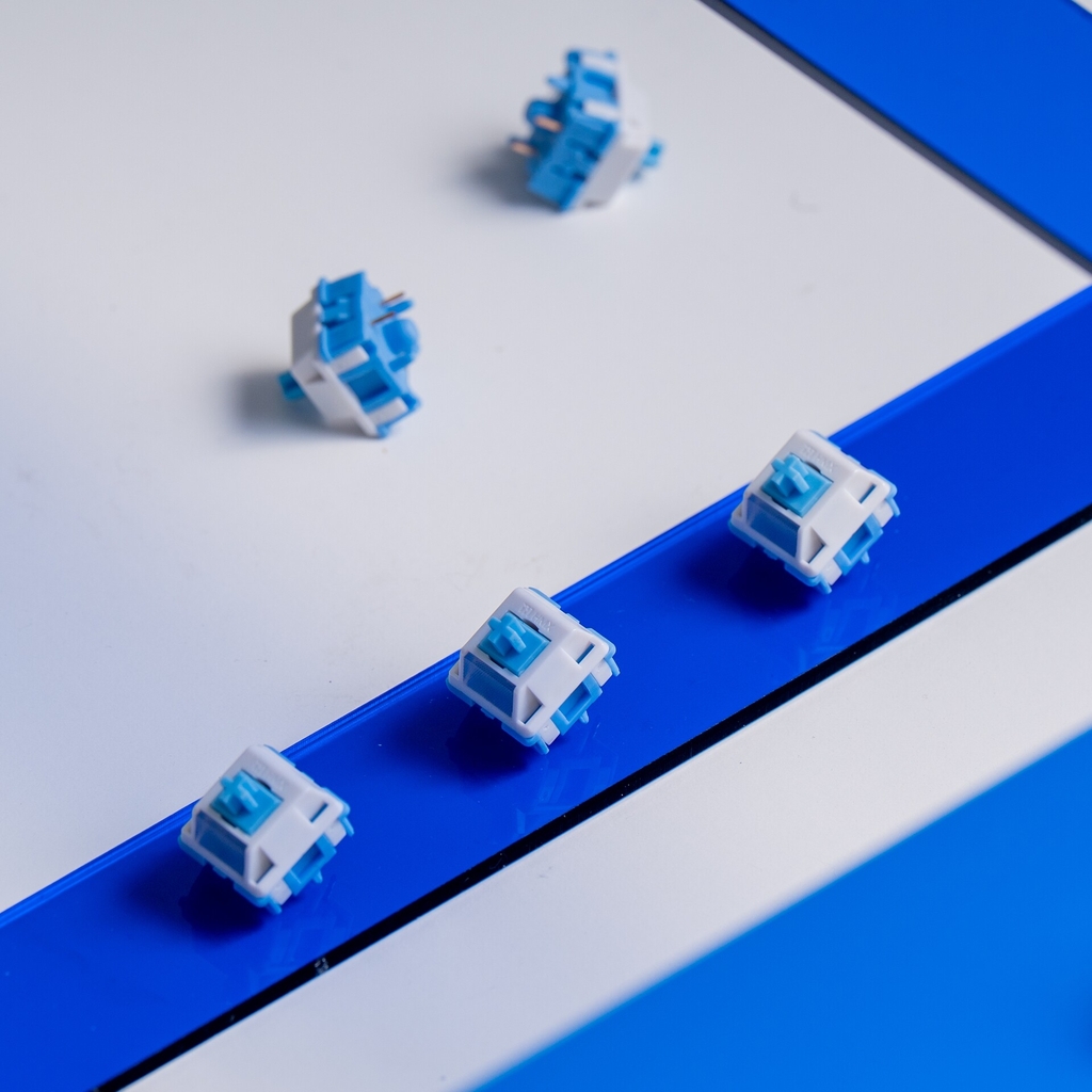 HMX Cloud V2 switch
