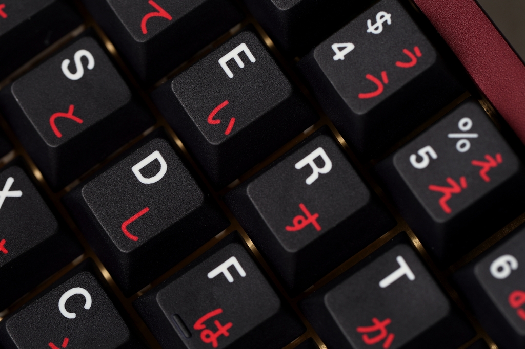 Bộ keycap JKDK White on Black - Red Japanese (Cherry profile / PBT Dyesub)