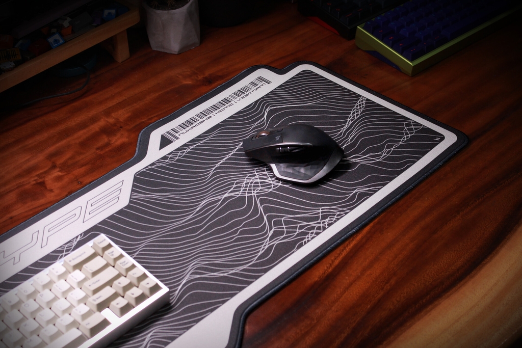 [Pre-order] Monotype Deskmat