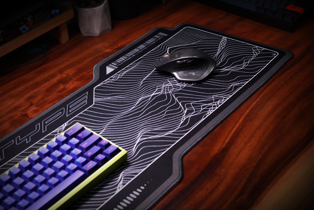 [Pre-order] Monotype Deskmat