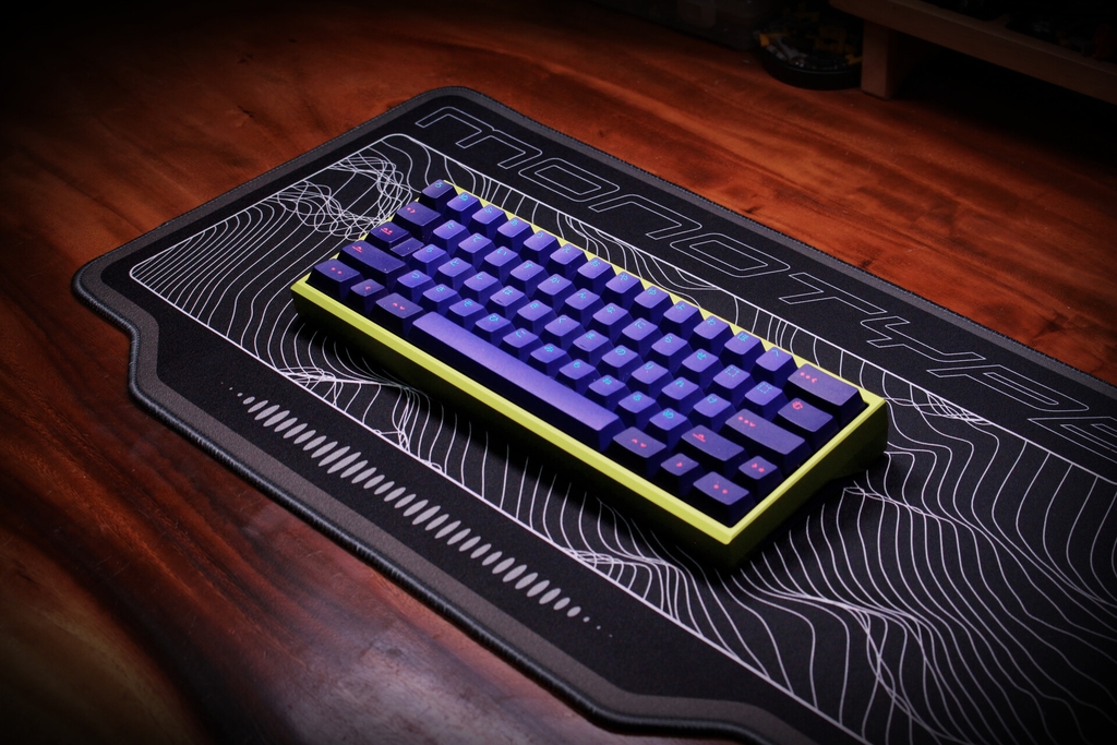 [Pre-order] Monotype Deskmat