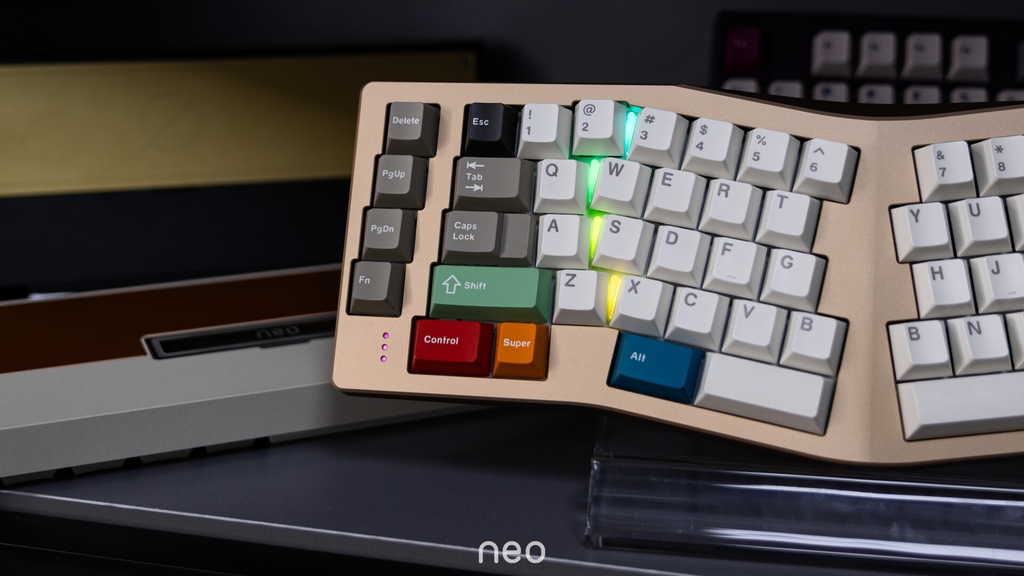 [Pre-order] Neo Ergo Case
