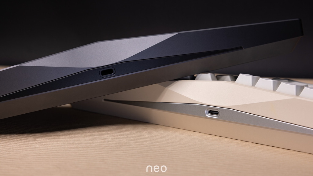 [Pre-order] Neo Ergo Case