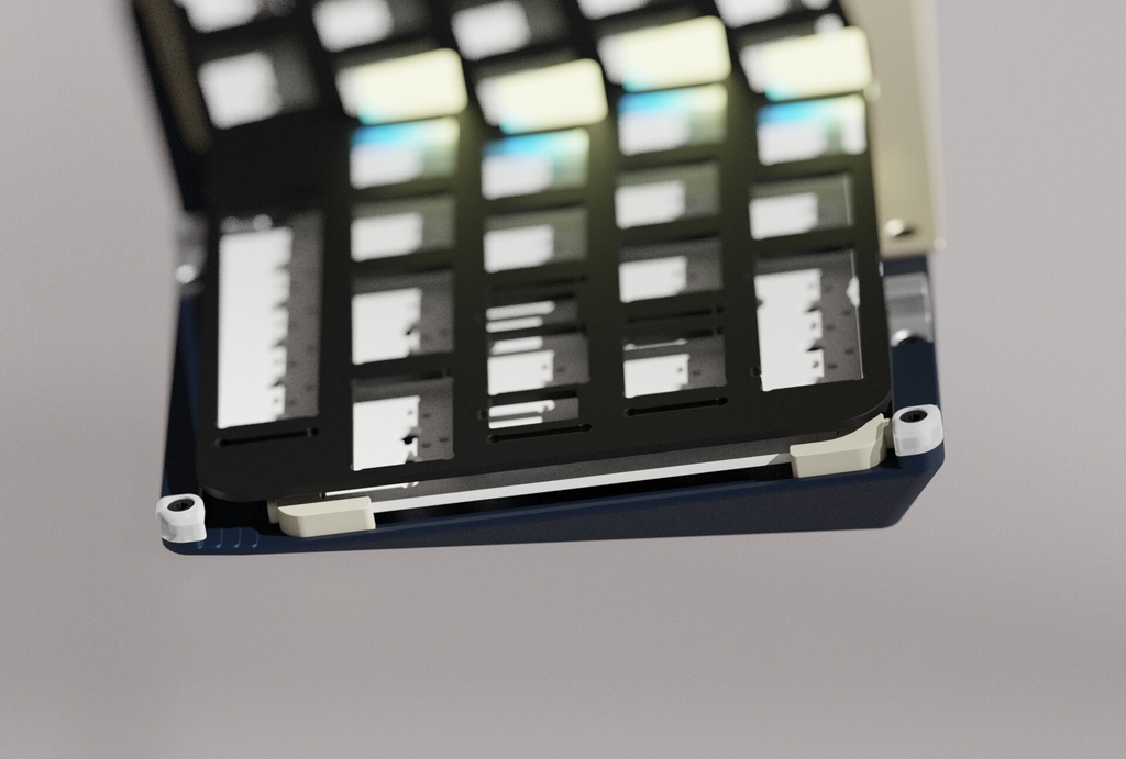 [Pre-order] Neo Ergo Case