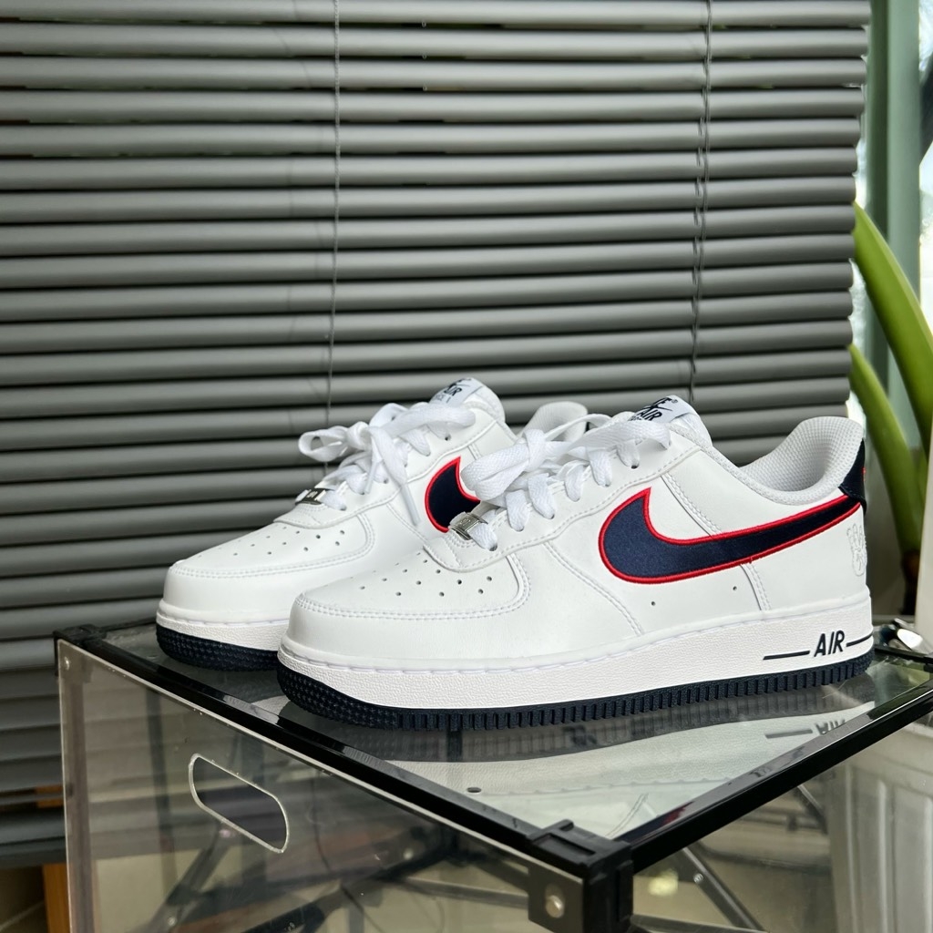 Giay 'air force 1 vnxk 2025