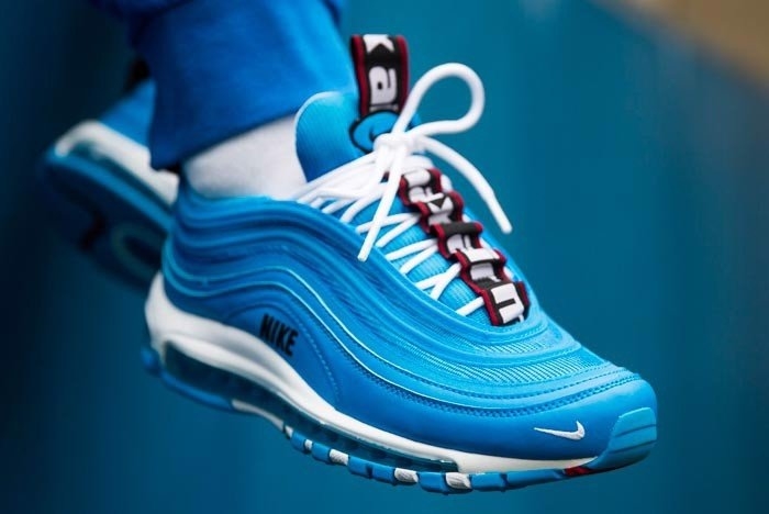 Air max 97 blue hero hotsell on feet