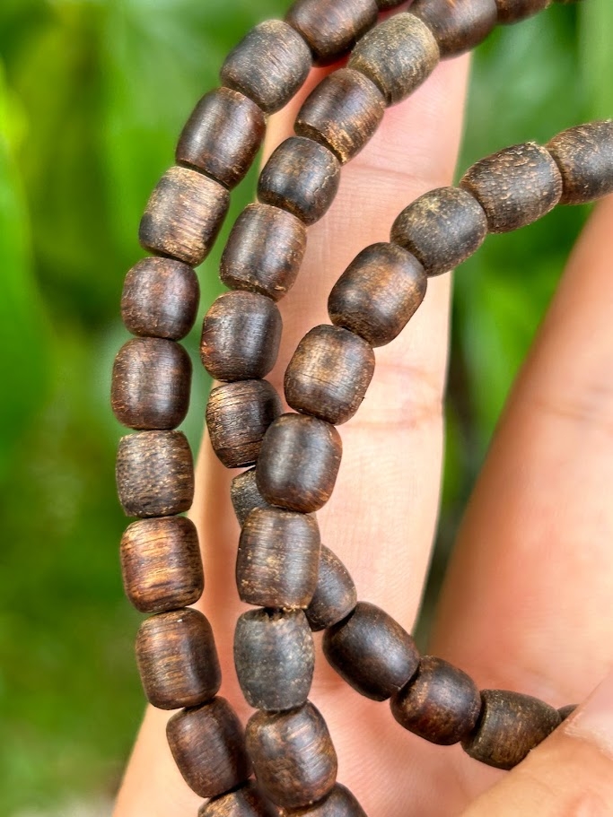 Vòng tay trầm hương 108 hạt banh indo dạng lu đặc biệt CHUẨN TRẦM - Vòng Tay phong thủy Tự Nhiên 100%