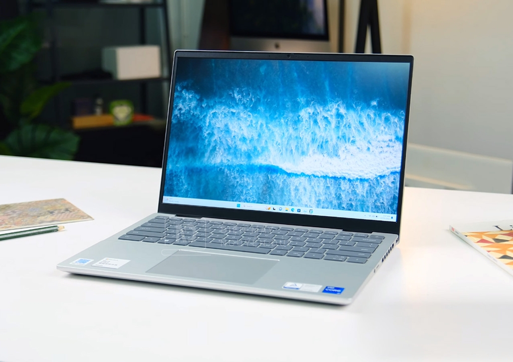 Dell inspiron Plus 7430