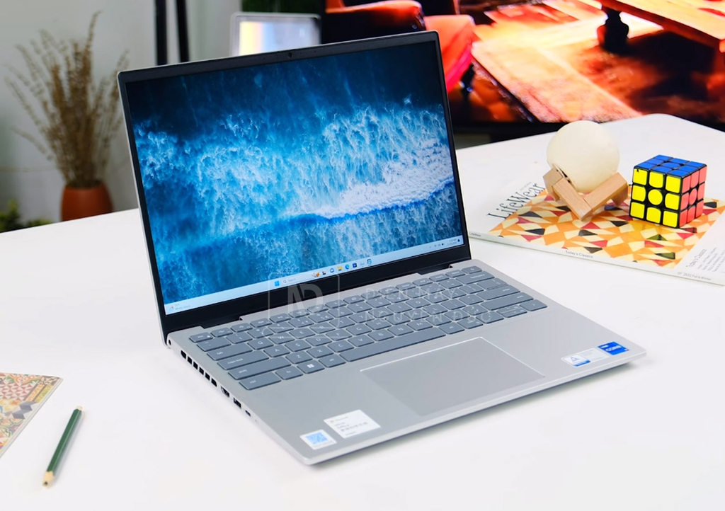 Dell inspiron Plus 7430