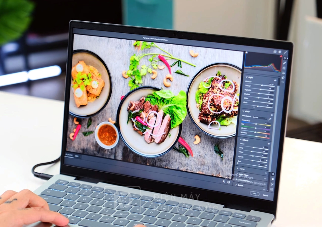 Dell inspiron Plus 7430