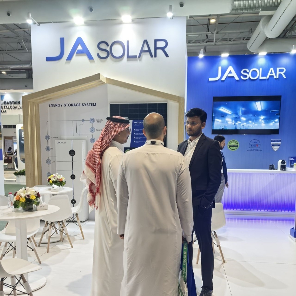 Tấm pin NLMT JASolar 540W 2 MẶT KÍNH Mono Halfcell Ptype bảo hành 12 năm 540WP JA72D30 540