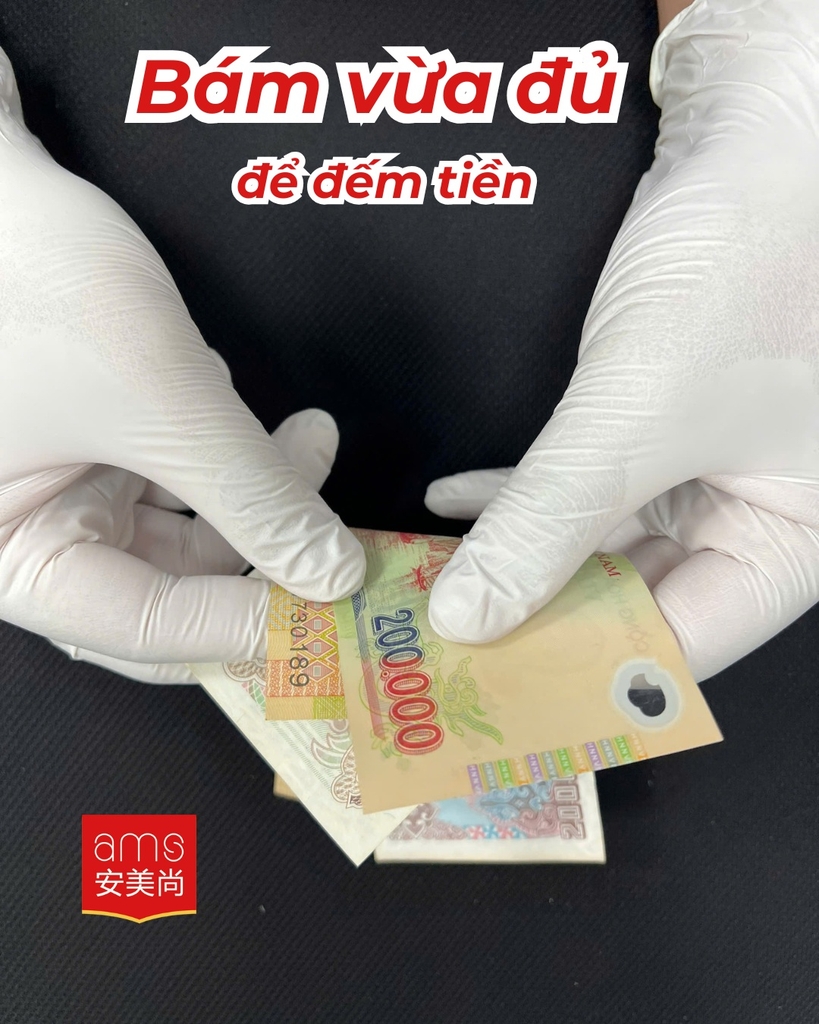 Găng tay y tế không bột màu trắng, hiệu: AMS, Model: A5208 (hộp 100 chiếc)