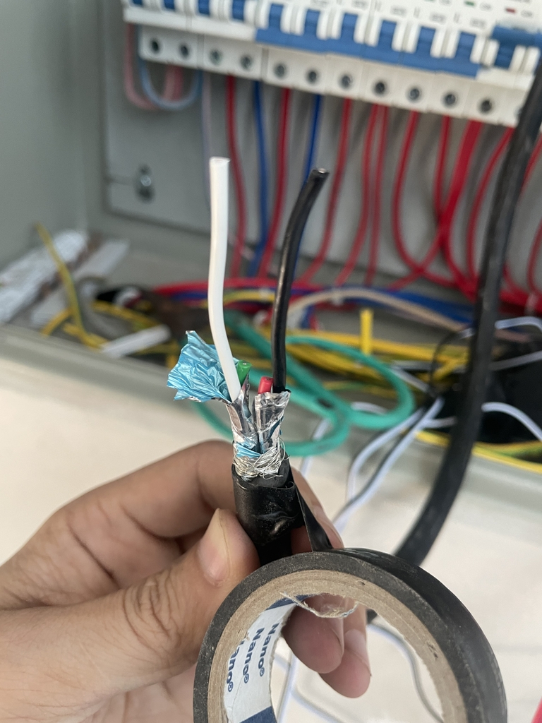 Biến tần Inverter Hybrid Solis S6-EH3P10K-H- EU