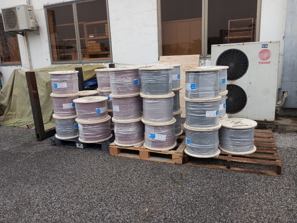 Dây cáp điện Leader 4mm (Solar cable 1*4MM2) (1500V H1Z2Z2-K - cuộn 1000m sx2024)