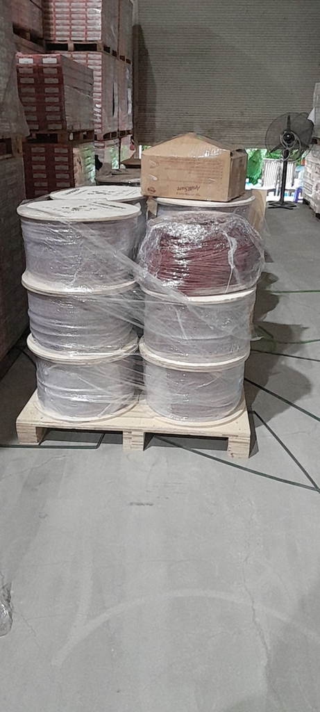 Dây cáp điện Leader 4mm (Solar cable 1*4MM2) (1500V H1Z2Z2-K - cuộn 1000m sx2024)