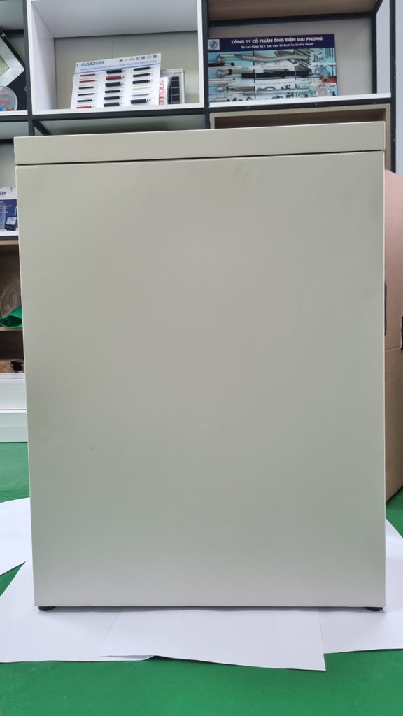 Pin Lithium-ion treo tường, công suất 206Ah, điện áp 51.2V, model UNIV-10kWh/LV(W)) , hiệu Easyway