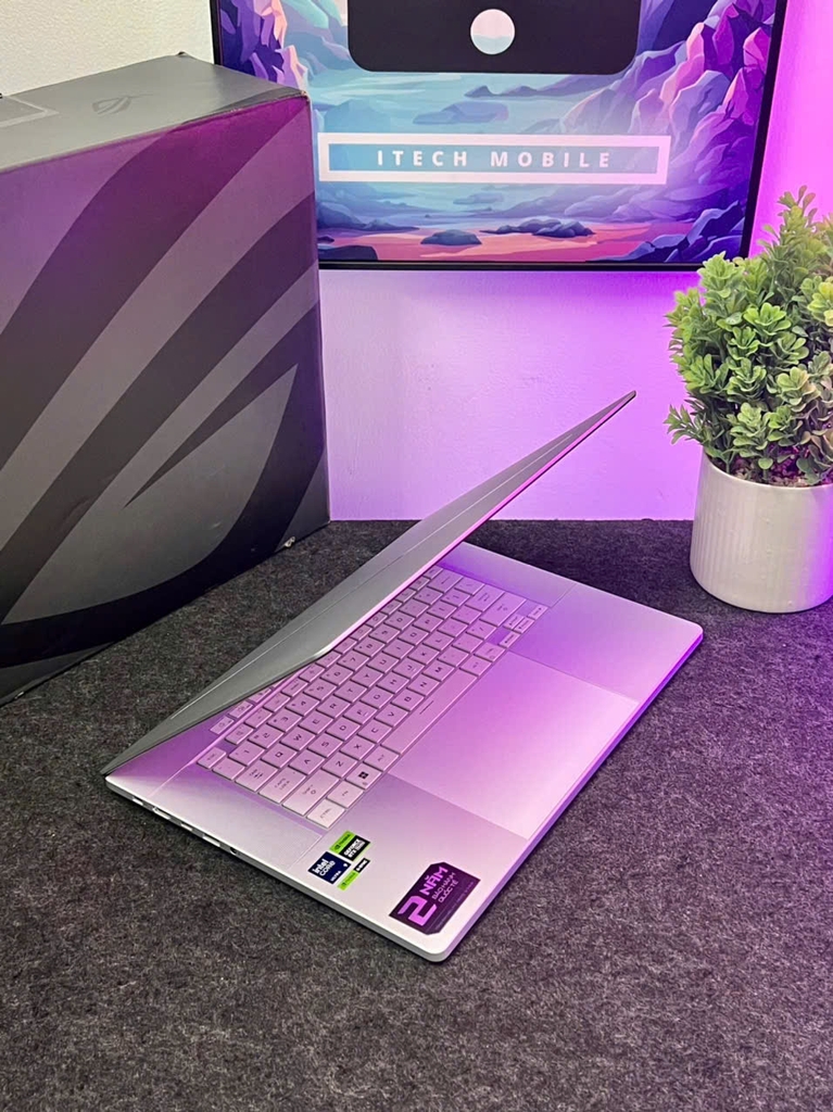 ASUS ROG ZEPHYRUS G16 2024 (Core Ultra 9185H, RAM 32Gb, RTX 4060 8Gb