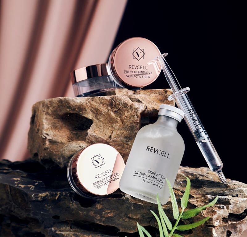 Liệu trình nâng cơ da mặt bằng collagen ngân dạng sợi Revell Premium Intensive Skin Activ Fiber