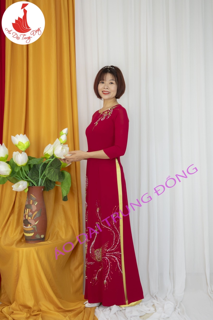 Áo dài màu đỏ đô 4 tà vải Chifon