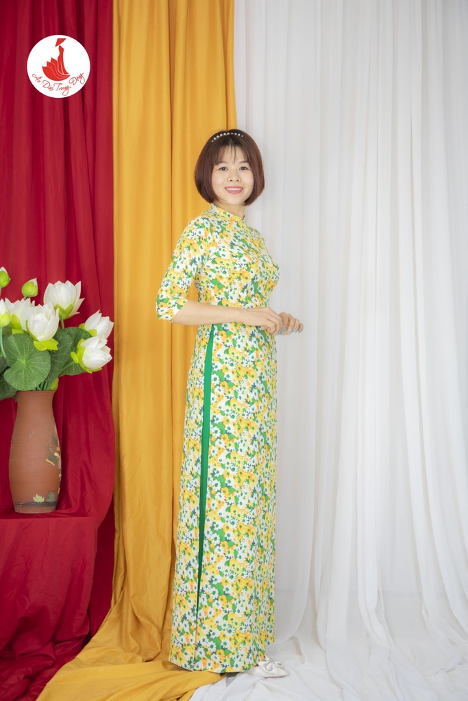 Áo dài hoa nhí cổ 2.5cm vải lụa Hàn Châu