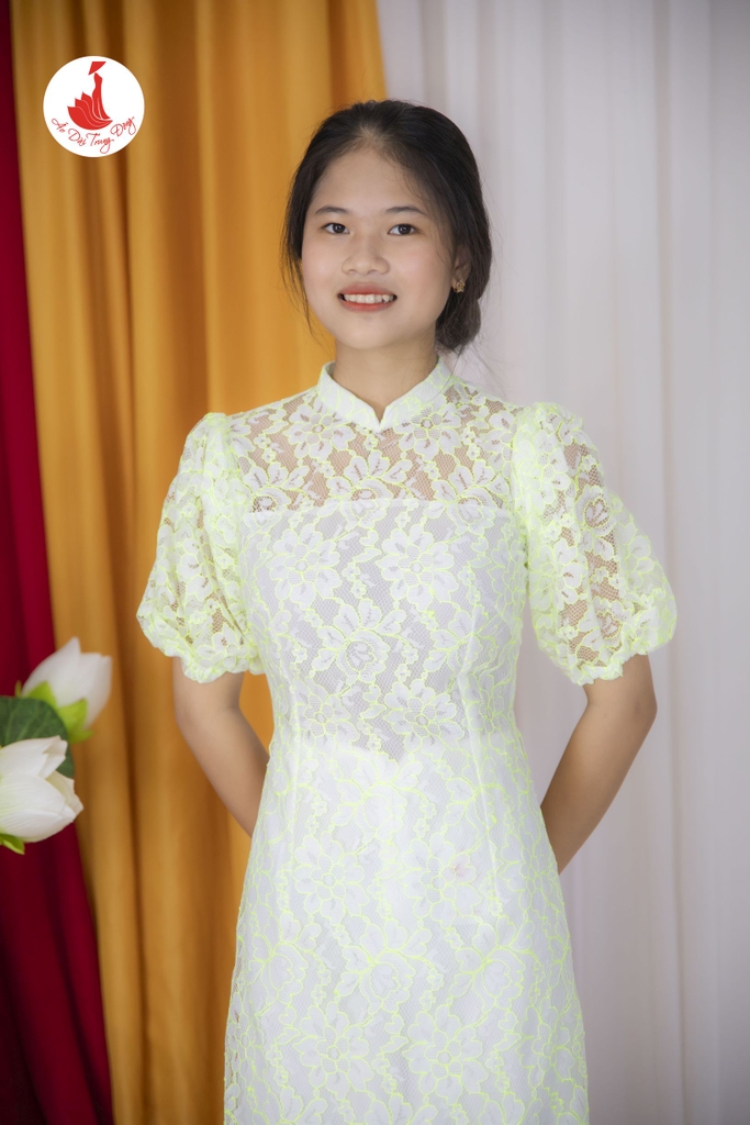 Áo dài cách tân Ren