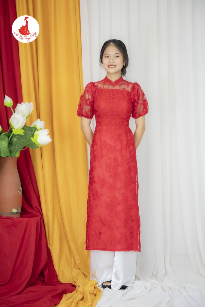 Áo dài cách tân Ren