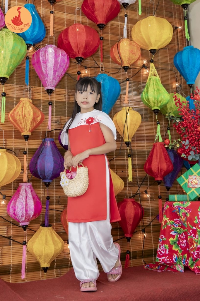 Set cách tân vải Tapta màu đỏ