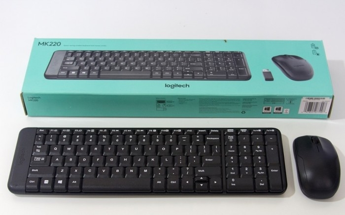 Bộ bàn phím chuột không dây Logitech MK220 Wireless