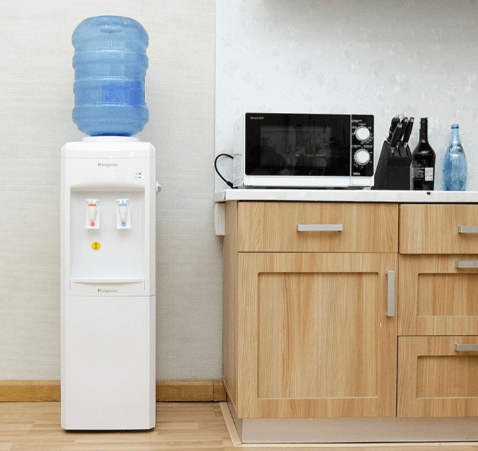 Cây nước nóng lạnh KG34C, Block, Có tủ khử trùng