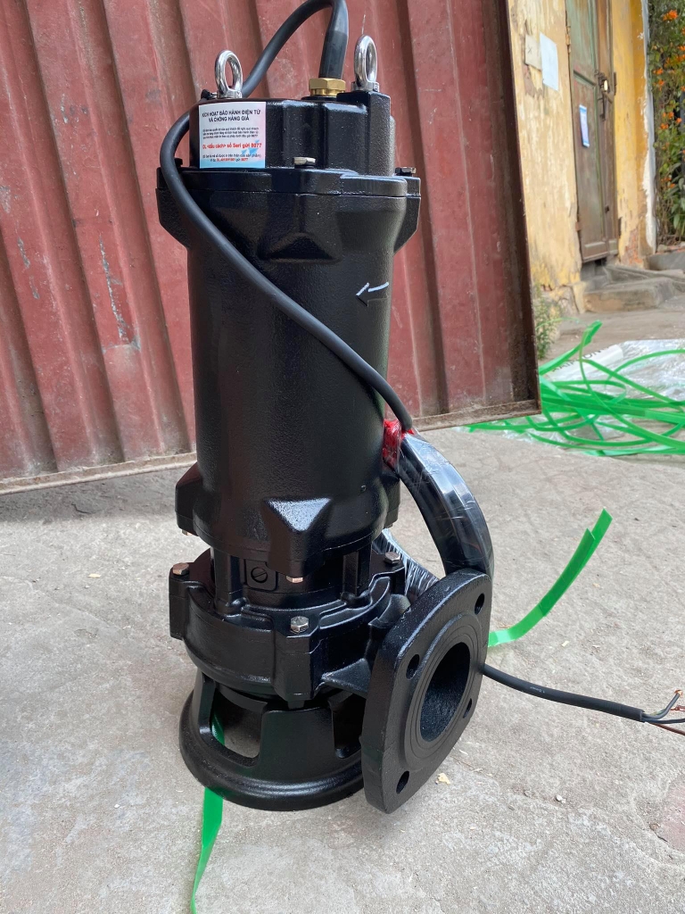 Bơm chìm cắt tạp chất Veratti 100WC100-15-7.5 (7.5KW)