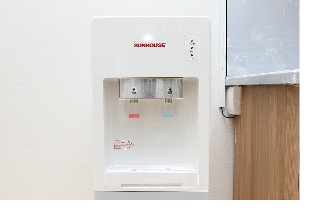 Cây nước nóng lạnh úp bình SUNHOUSE SHD9602