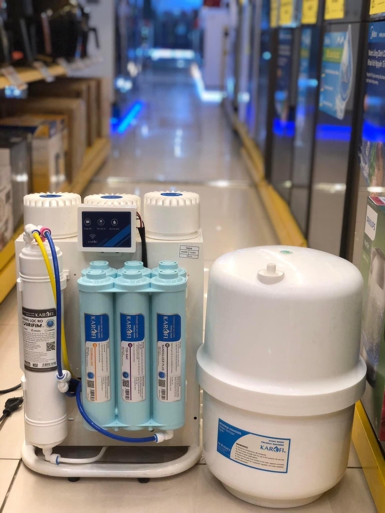 Máy lọc nước Karofi KAQ-U95 (10 cấp lọc, kết nối wifi, máy để gầm)