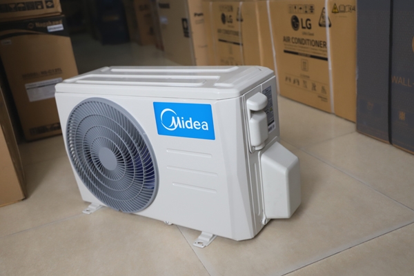Điều hòa Midea 9.000 BTU 1 chiều MSAFII-10CRN8 (New 2024)