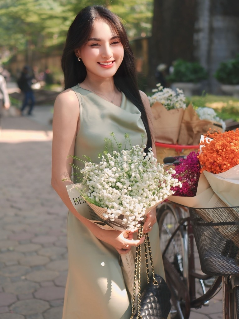 LAHER ĐẦM LỤA CỔ ĐỔ XANH OLIU
