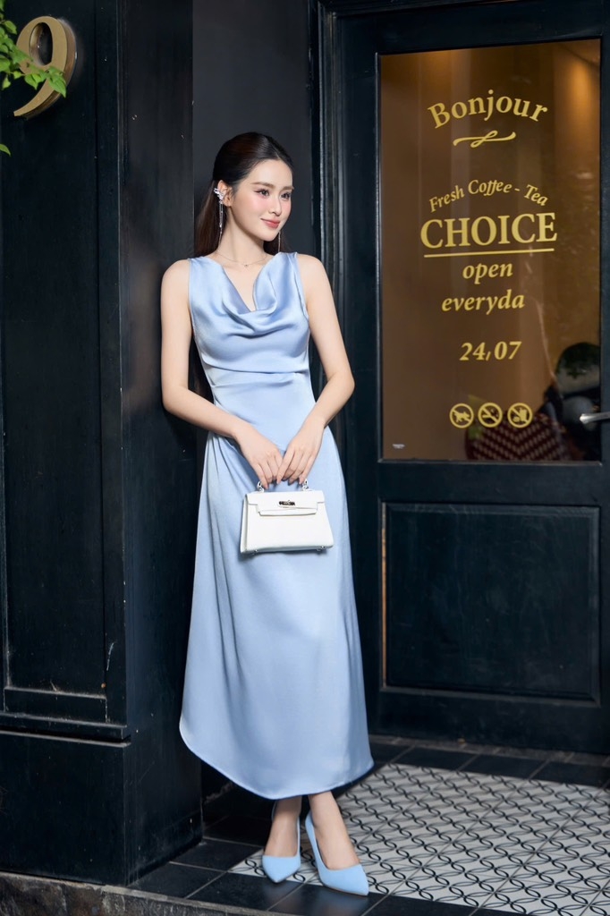 LAHER ĐẦM LỤA CỔ ĐỔ XẾP LY