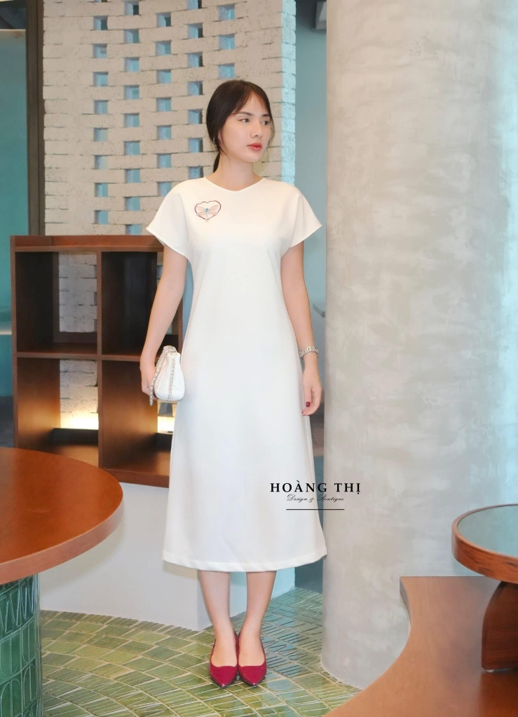 ĐẦM SUÔNG FORM A TAY DƠI